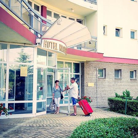 Hotel Nagyerdo เดเบรตเซน ภายนอก รูปภาพ